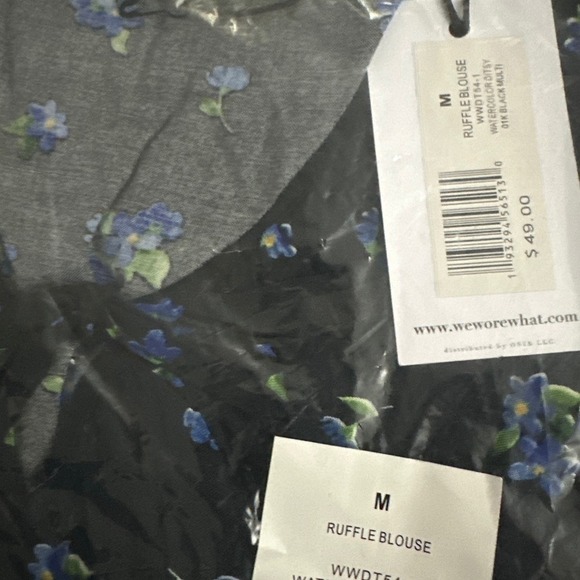 NWT WeWoreWhat REVOLVE Ruffle Blouse Watercolor Ditsy Floral - Medium - Picture 3 of 3